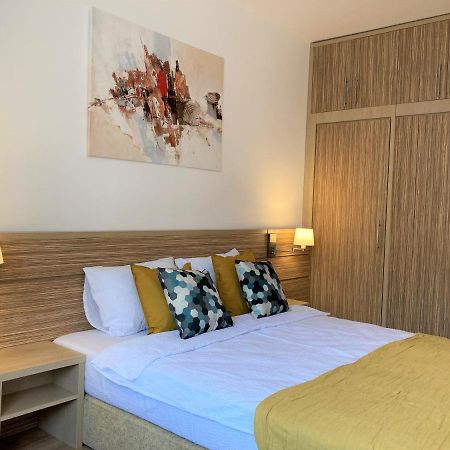 Laroka House Rin Grand Residence Modern Apartment Bukarest Eksteriør billede