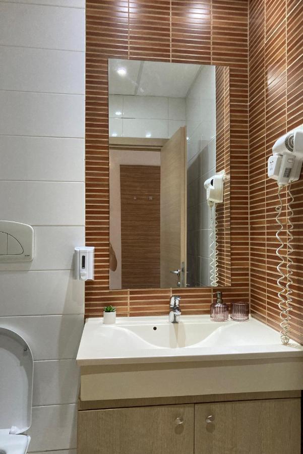 Laroka House Rin Grand Residence Modern Apartment Bukarest Eksteriør billede